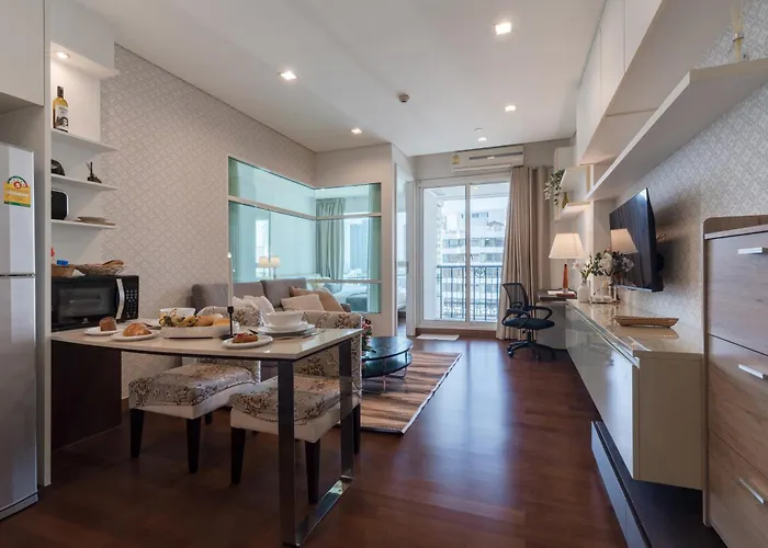 Thonglor:private Jacuzzi Kingbed Pool Gym Parking