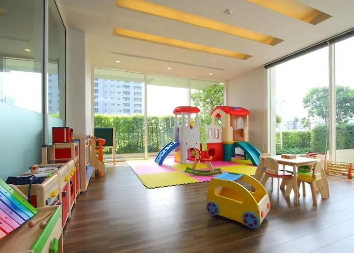 Thonglor:private Jacuzzi Kingbed Pool Gym Parking *